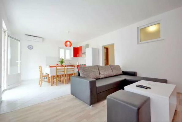 Apartment Simun Podgora Extérieur photo